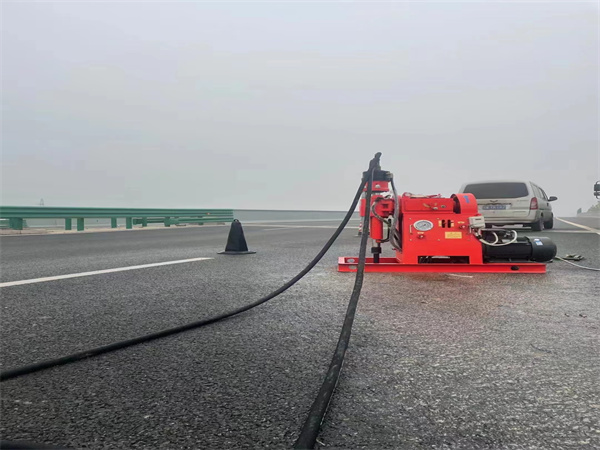 潜江马路路基路面开裂下沉注浆加固灌浆